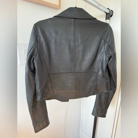 A.L.C. Women's Sleek Black Cropped Leather Jacket - Sz: Small - Picture 2 of 8